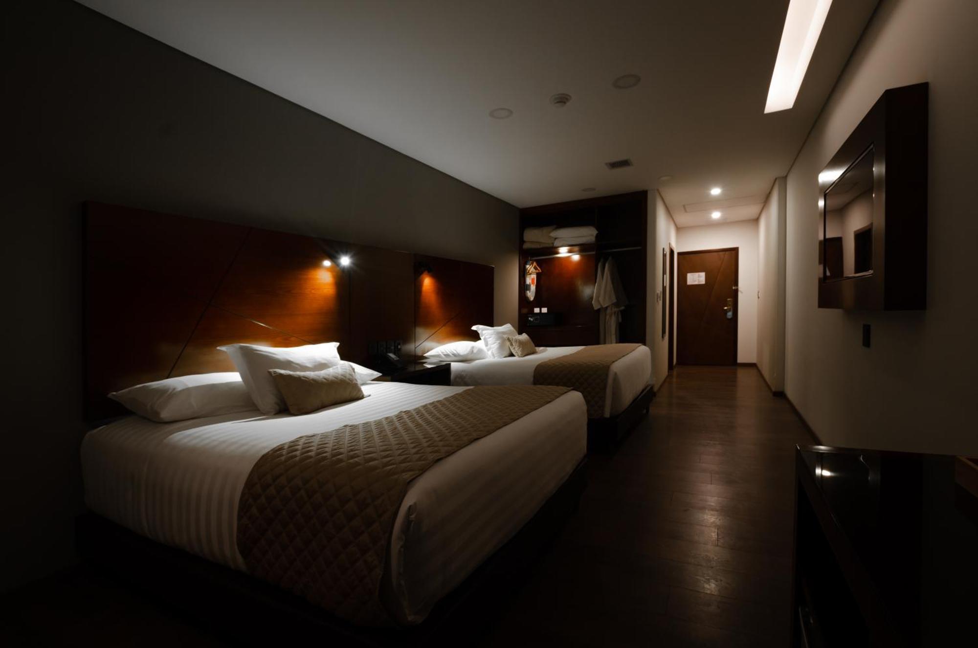 לה פאז Hotel Mitru Sur מראה חיצוני תמונה