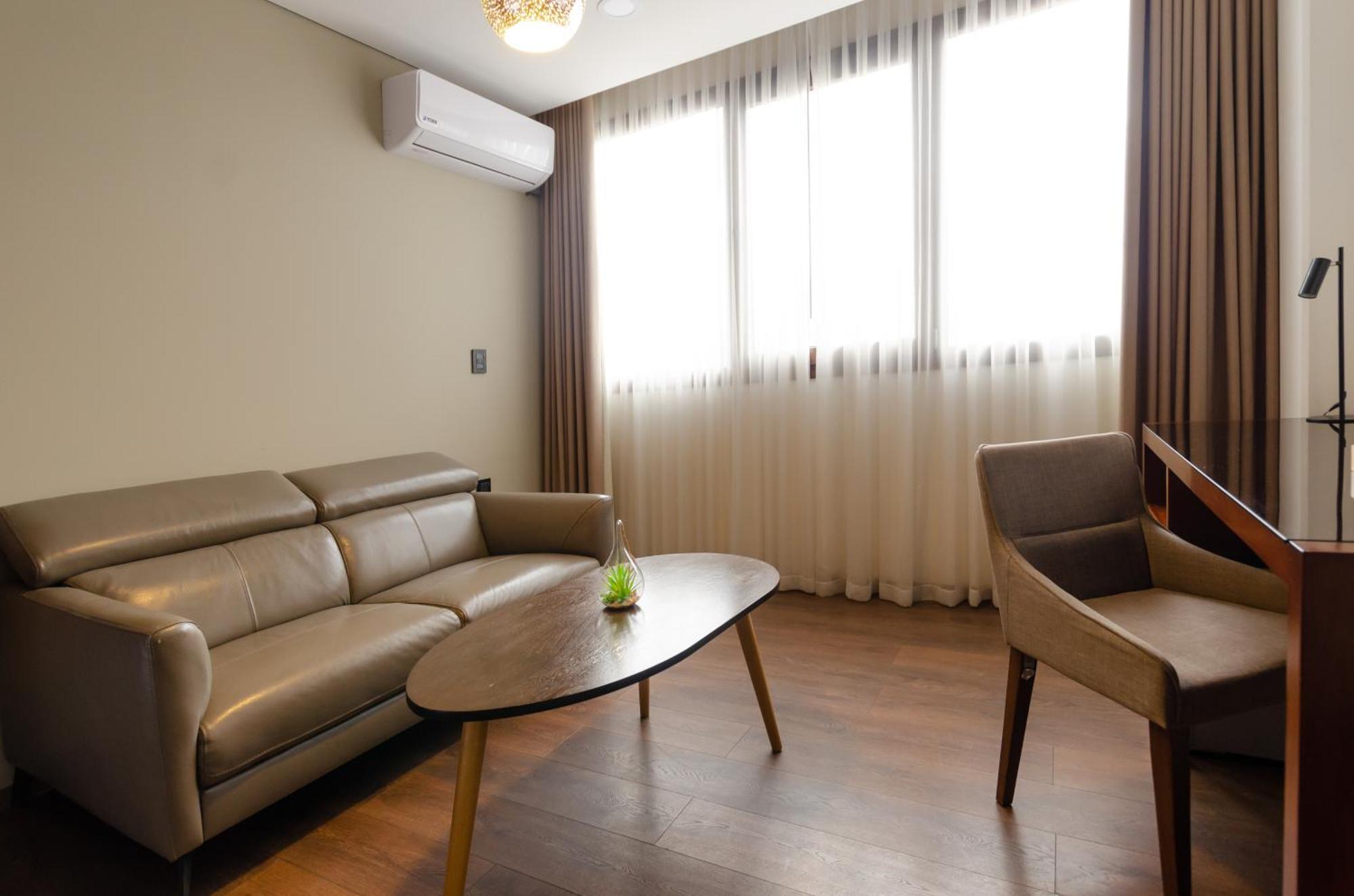 לה פאז Hotel Mitru Sur מראה חיצוני תמונה