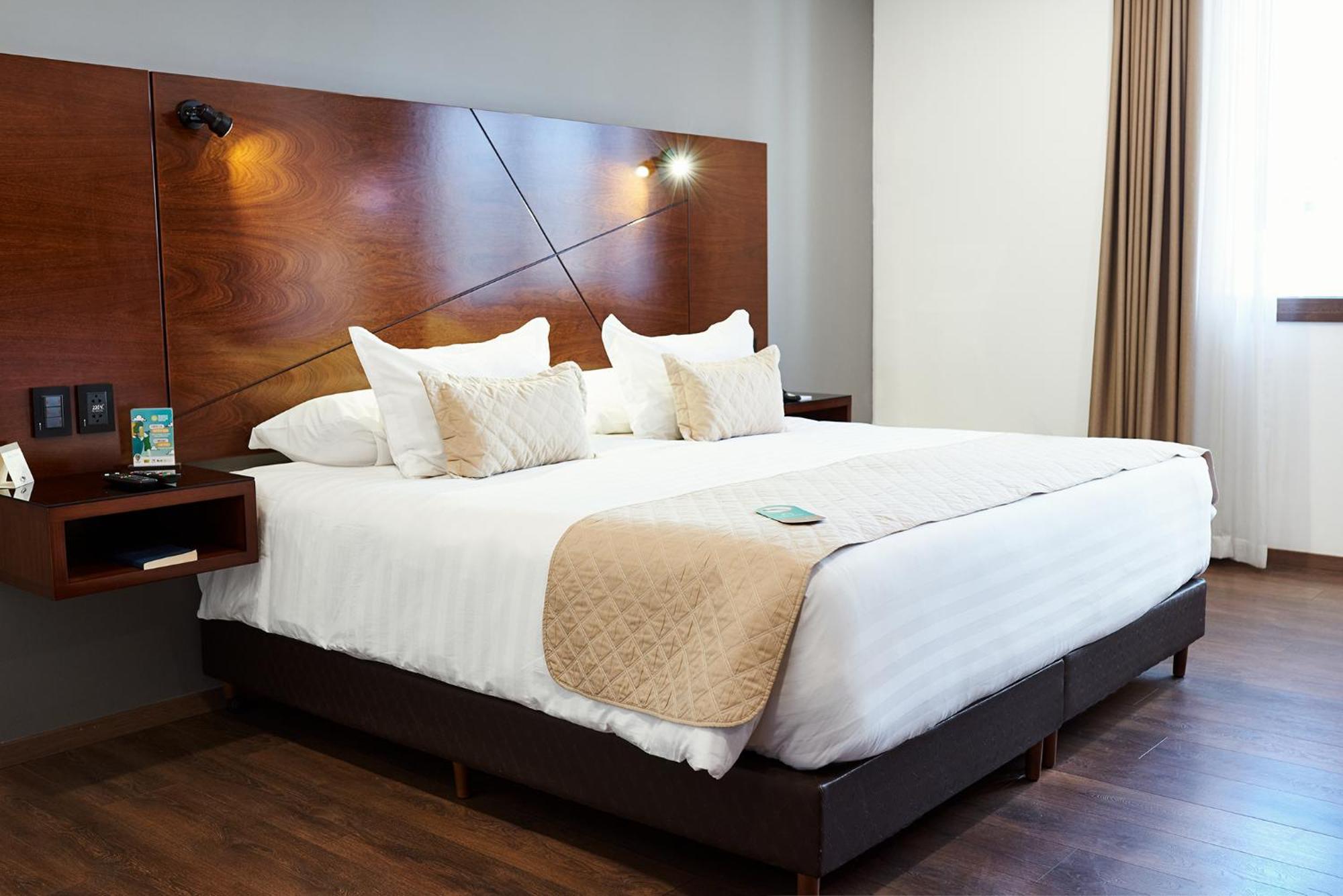 לה פאז Hotel Mitru Sur מראה חיצוני תמונה